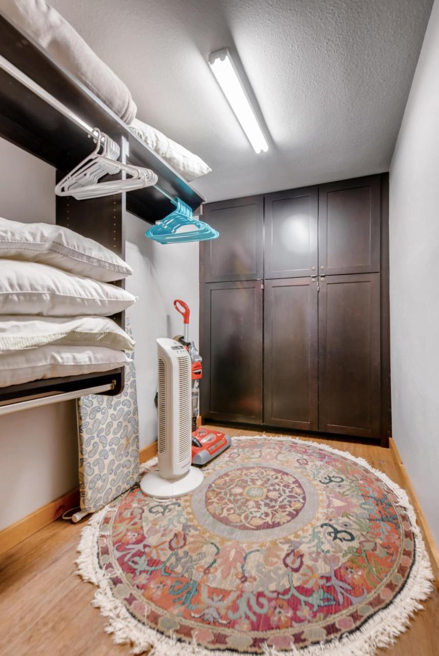 One-Bedroom Atrium Condo 05 เบรกเคนริดจ์ ภายนอก รูปภาพ